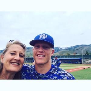 Meet your Posher, Justin